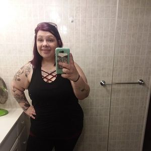 Meet your Posher, Monica